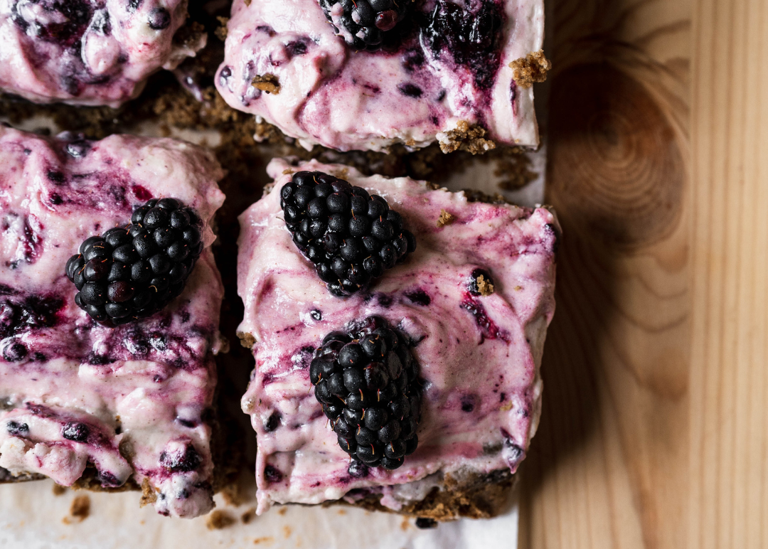 blackberry oatmeal bars